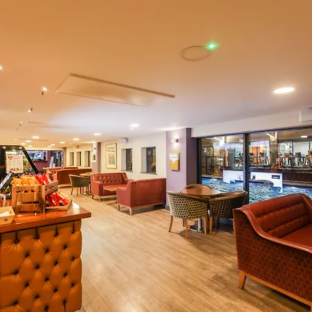 The Waterside Hotel And Leisure Club-3